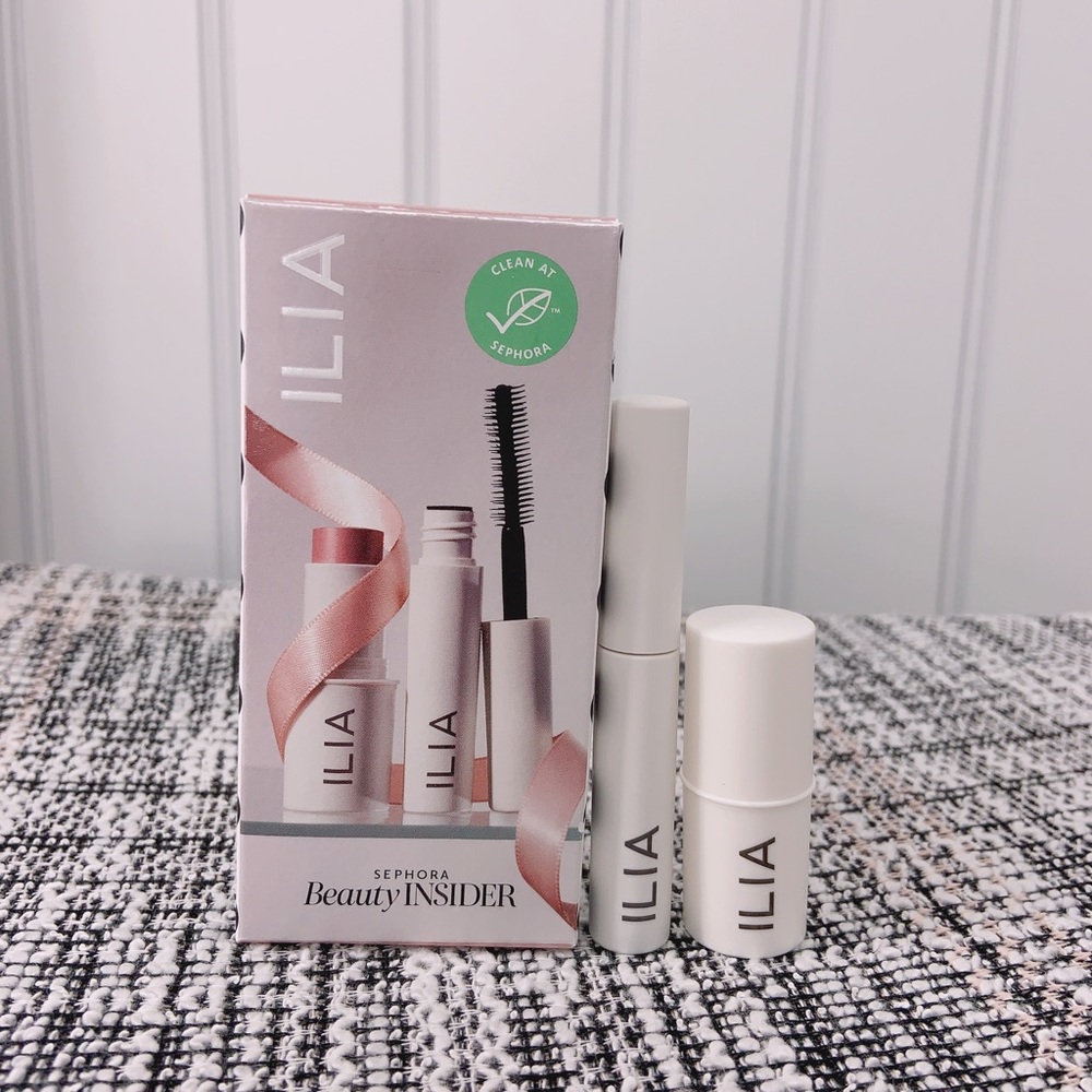 ILIA Beauty set - Picture 5 of 9